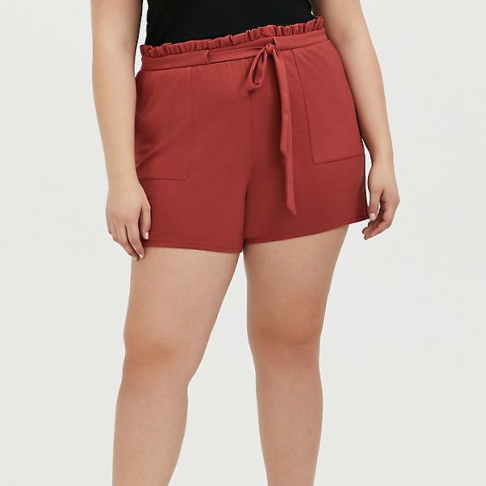 TORRID Paperbag Waist Mid Thigh Knit Shorts Ponte Red Terracotta Womens 1X